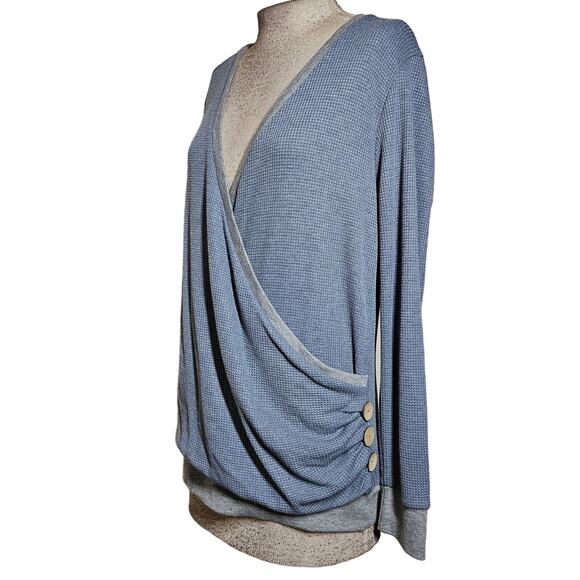 Blue Waffle Knit Top Size Medium - Picture 4 of 4